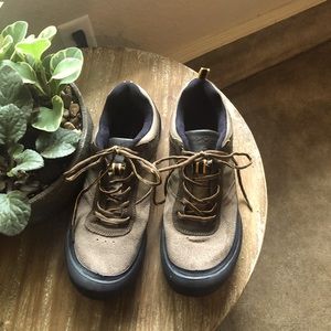 Eddie Bauer men’s shoes